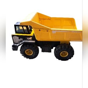 Tonka Dump Truck - 1999